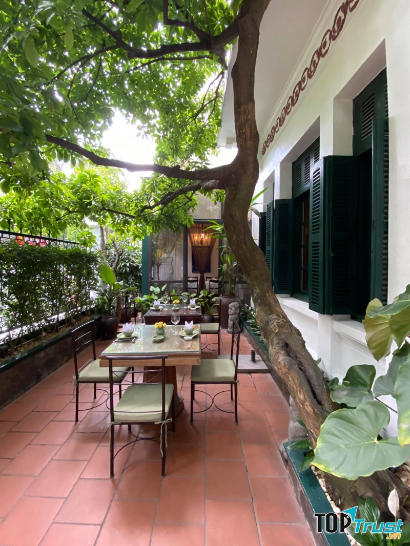 Seasons Of Hanoi - Quán Thánh