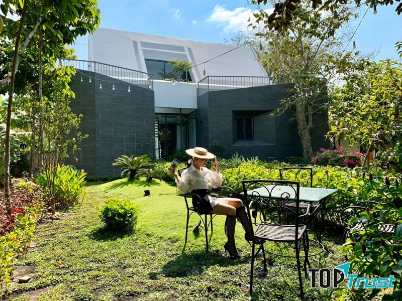Secret Garden Villa