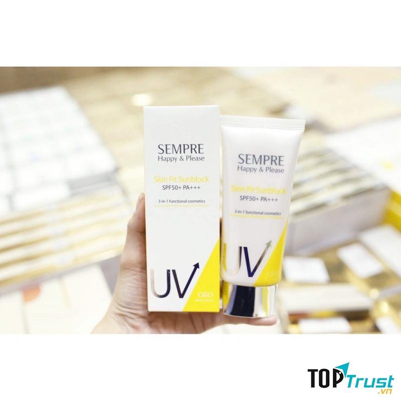 Sempre Happy & Please Skin Fit Sunblock SPF50+ PA+++ là kem chống nắng vật lí với 2 thành phần chính là Zinc Oxide và Titanium Dioxide.