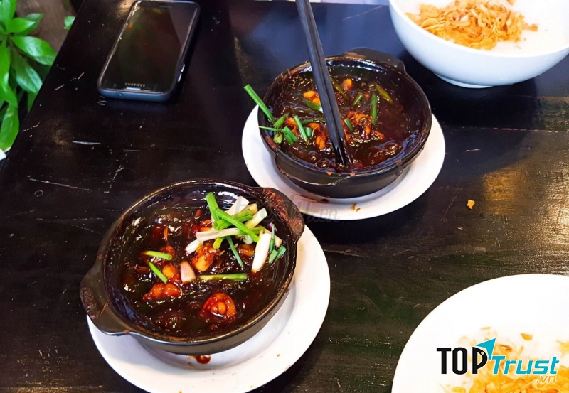 Món cháo ếch Singapore hấp dẫn