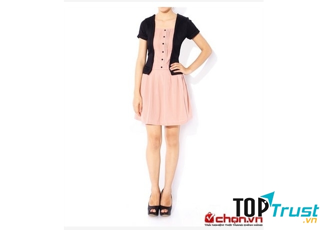 Set đầm và áo khoác của M.A.C