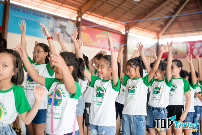 Shelton English Bãi Cháy