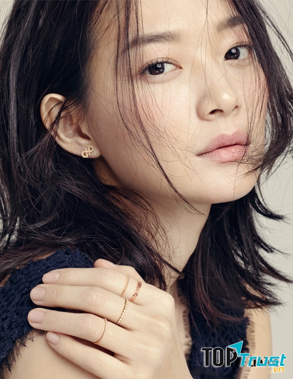 Shin Min Ah