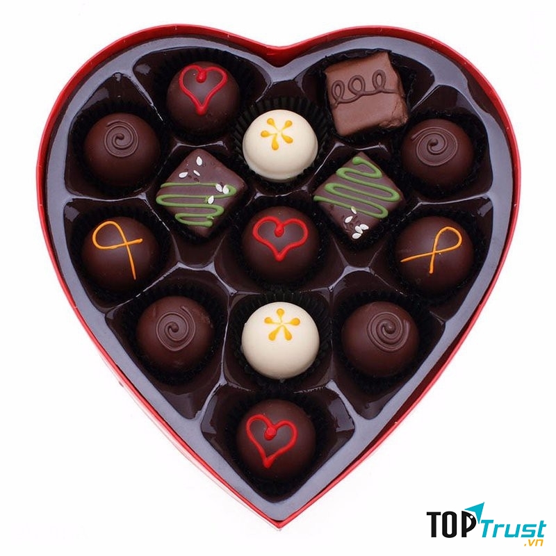 Hộp quà chocolate trái tim tình yêu