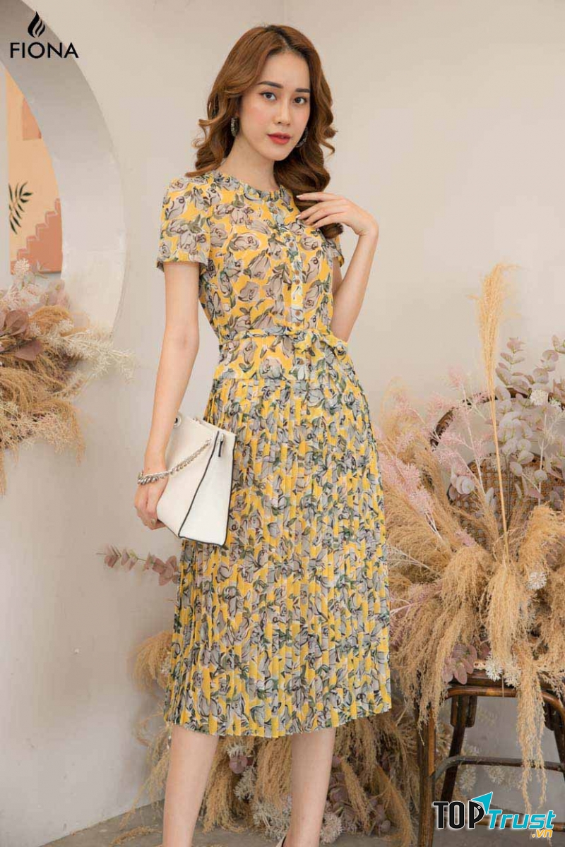 Shop Fiona