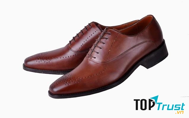 K.Store là hệ thống phân phối đồ da nam cao cấp tại Hà Nội.