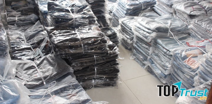 Hàng hóa rất phong phú, nhiều chủng loại, mẫu mã đa dạng