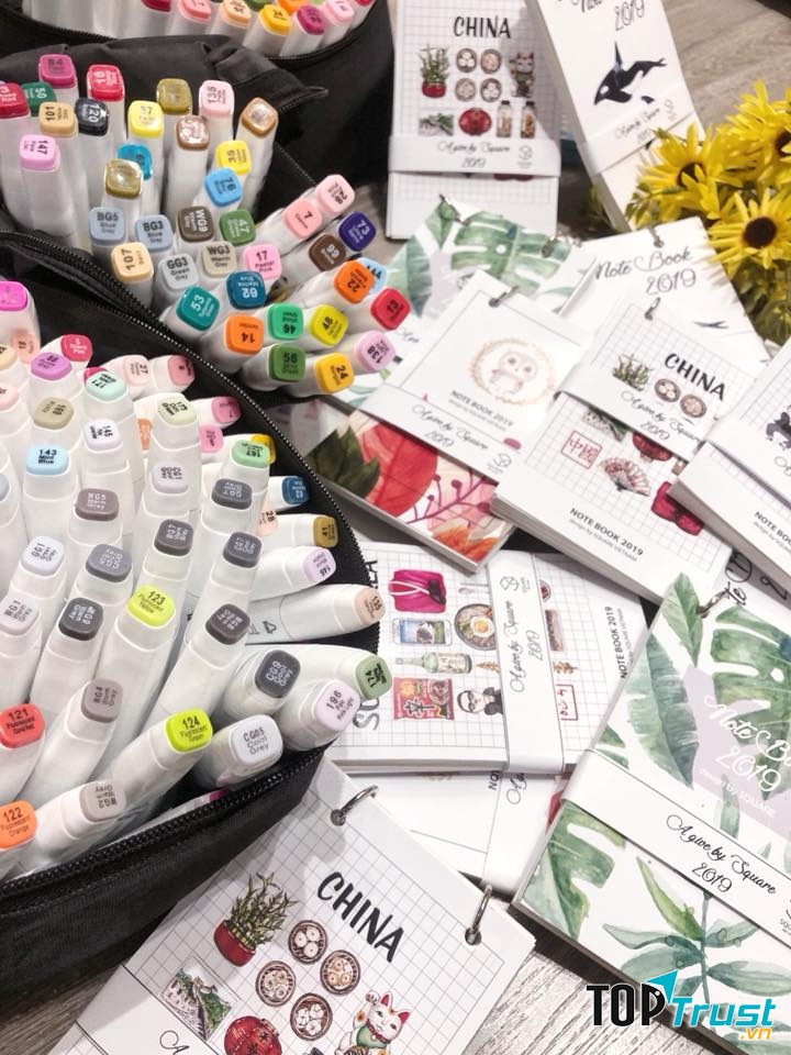 Shop họa cụ SQUARE