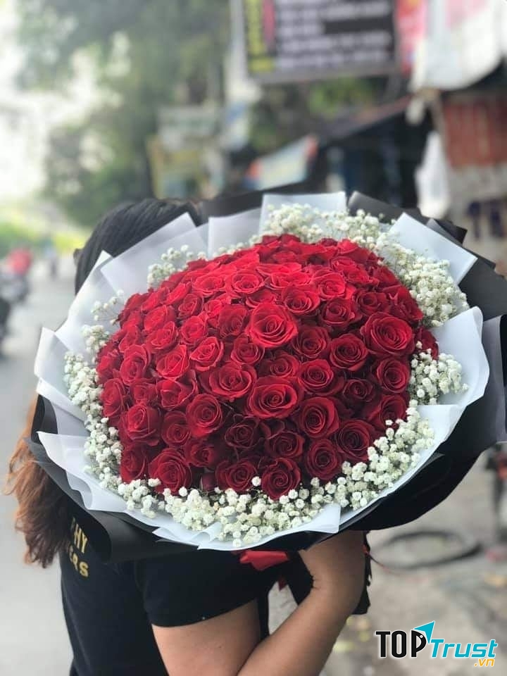 Mẫu hoa ấn tượng, được yêu thích tại shop hoa VIP