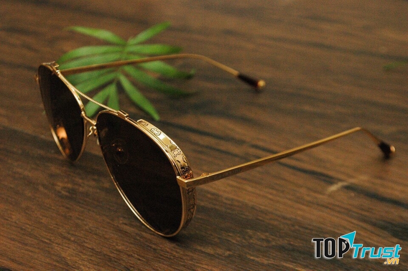 Shop kính hàng độc