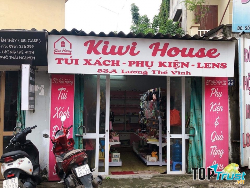Shop Kiwi House