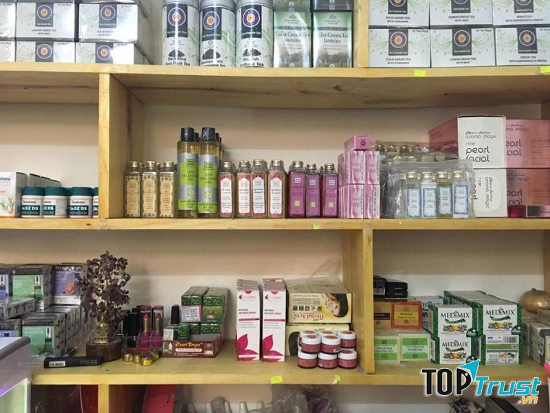 Mỹ phẩm Nga Hàn