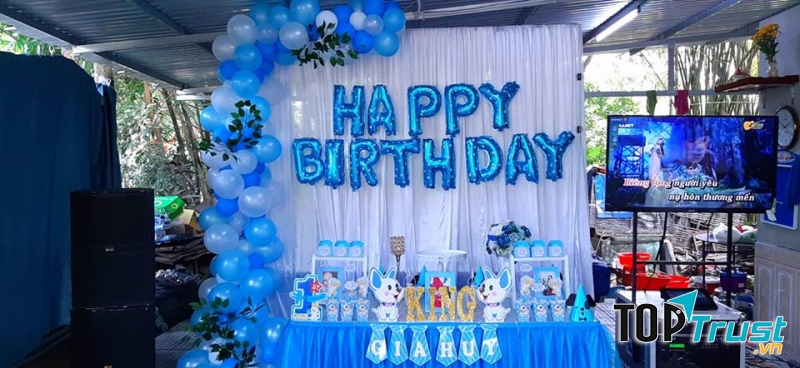 Mẫu trang trí đẹp mắt của cửa hàng