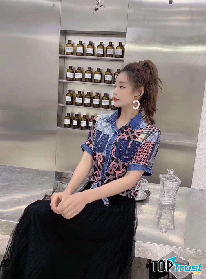 Sản phẩm thời trang ở đây mang tính ứng dụng rất cao