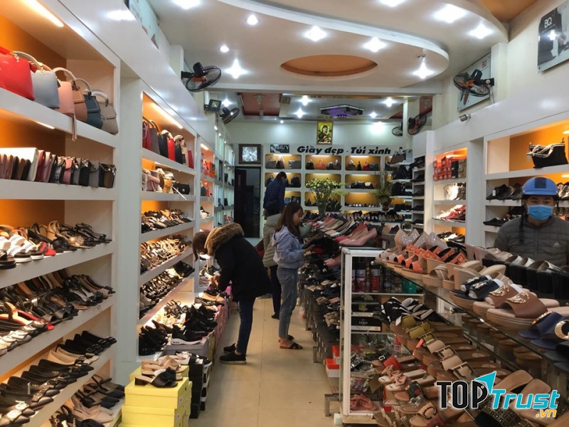 Shop Thuỵ - Giày đẹp, túi xinh