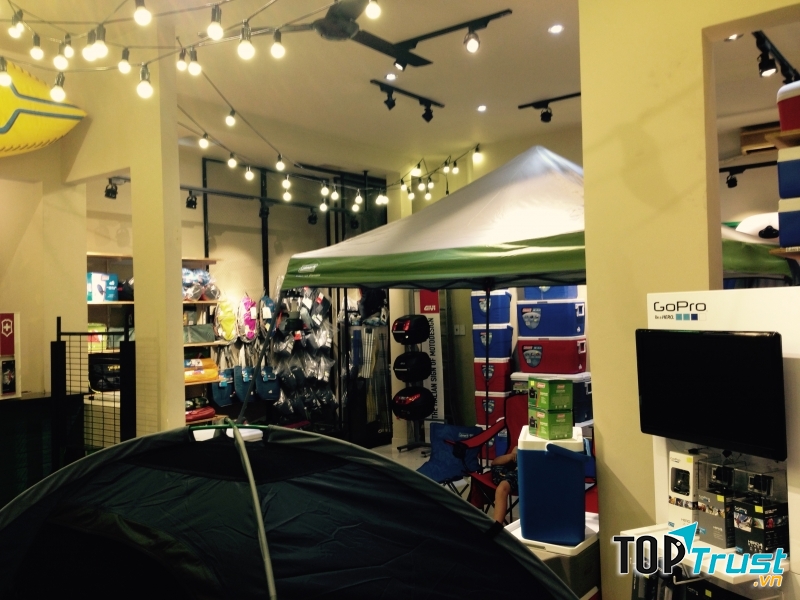 Shop Wetrek Sài Gòn - shop phụ kiện mô tô xe máy uy tín nhất tại TP. HCM