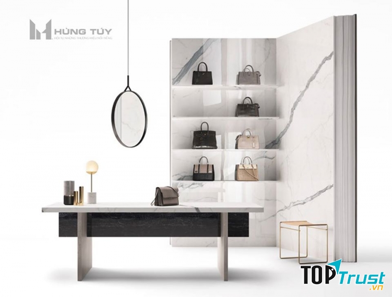 Showroom Hùng Túy