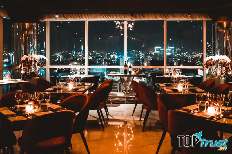 Shri Restaurant & Lounge