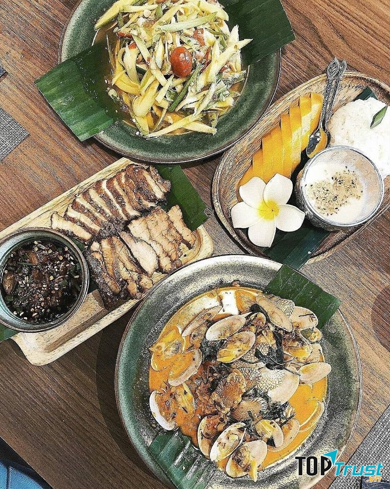 Món ăn hương liệu độc đáo, chế biến kỳ công