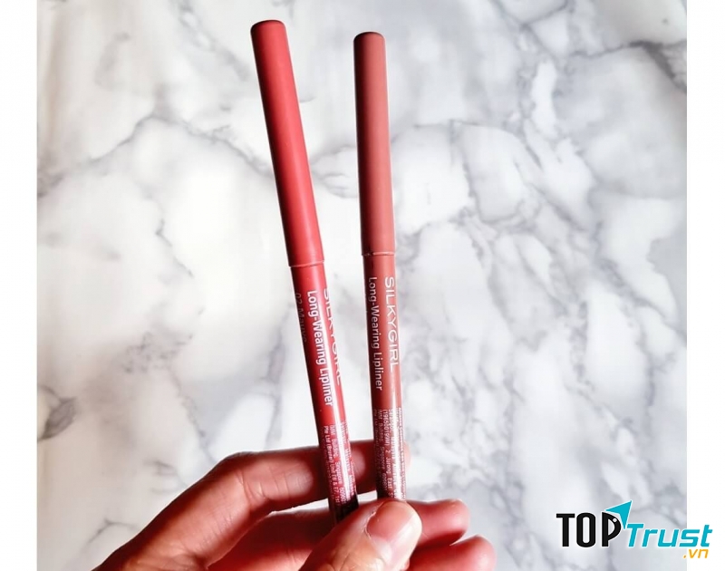 SilkyGirl Long Wearing Lipliner.