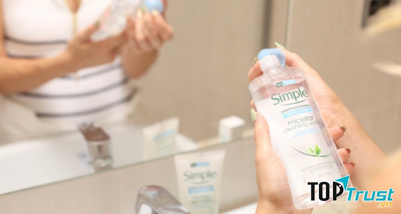 Simple Water Boost Cleansing Micellar Water