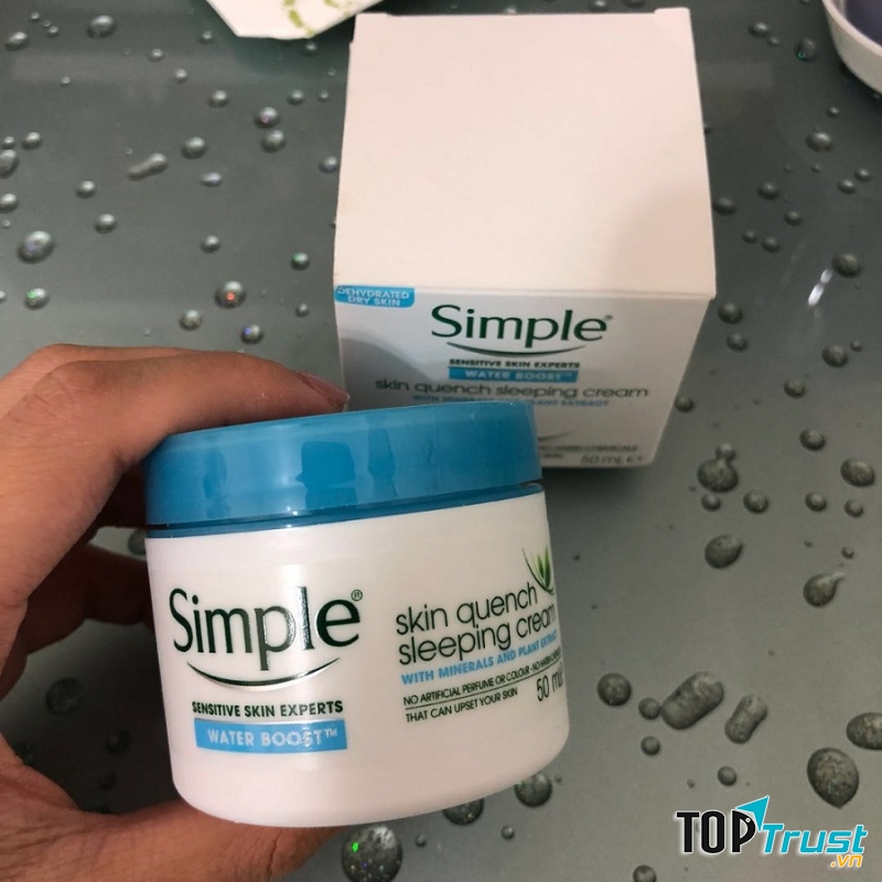 Simple Water Boost Skin Quench Sleeping Cream
