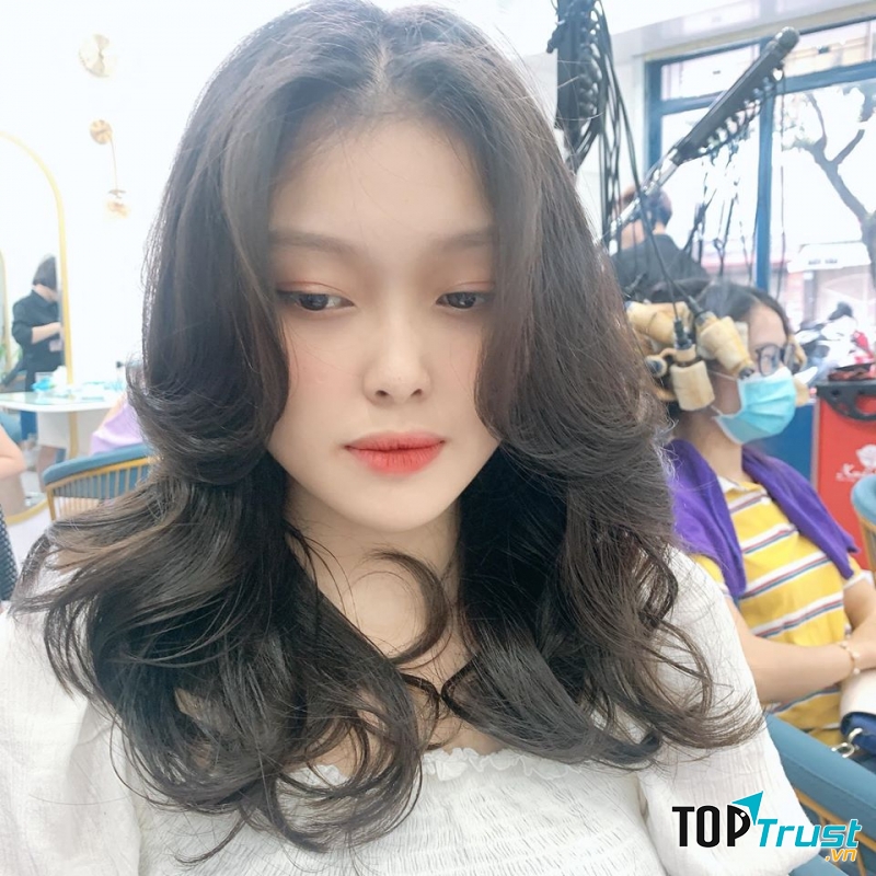 Sinh Anh hairstylist