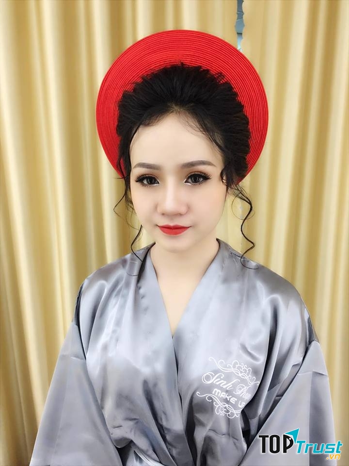Sinh Phạm Make Up