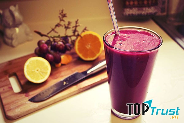 Sinh tố cam, nho