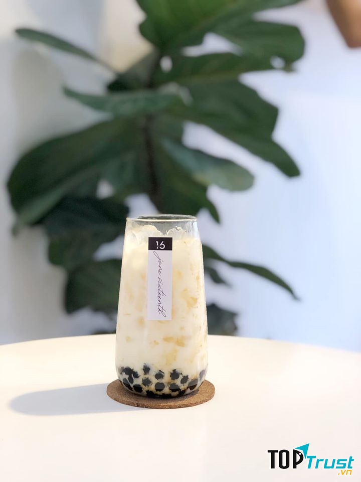 Sixteen Days - Café & Tea