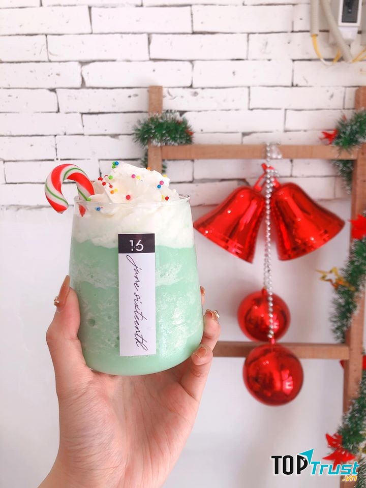 Sixteen Days - Café & Tea