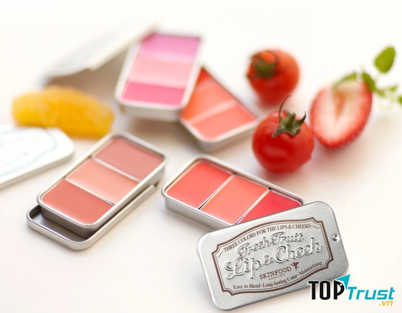 Giống như chính tên gọi của mình, các sản phẩm của Skinfood giống như một thần dược thật sự cho da và môi.