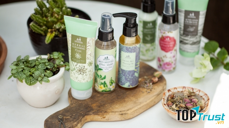 Một số sản phẩm của mỹ phẩm Skina