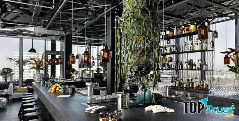 Sky Bar Monkey Bar, Berlin