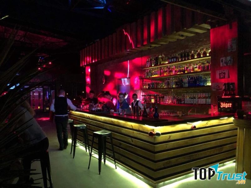 Skye Bar Phú Quốc