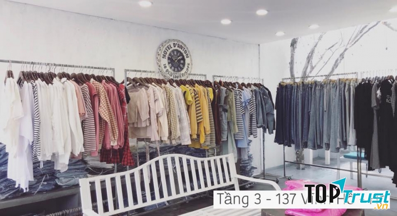 Smee là địa điểm quen thuộc cho những cô nàng mê style Hàn Quốc nặng động trẻ trung