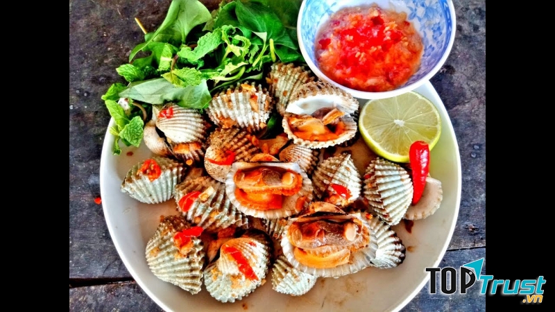 Món sò huyết đầm Ô Loan quả thực xứng danh một vùng