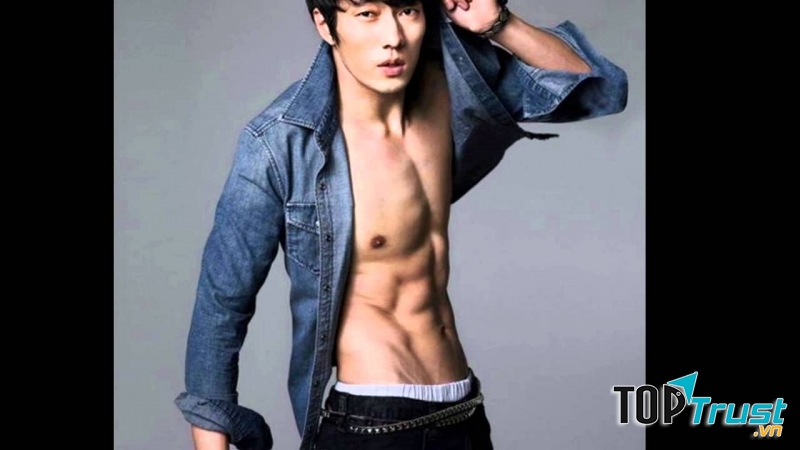 So Ji Sub