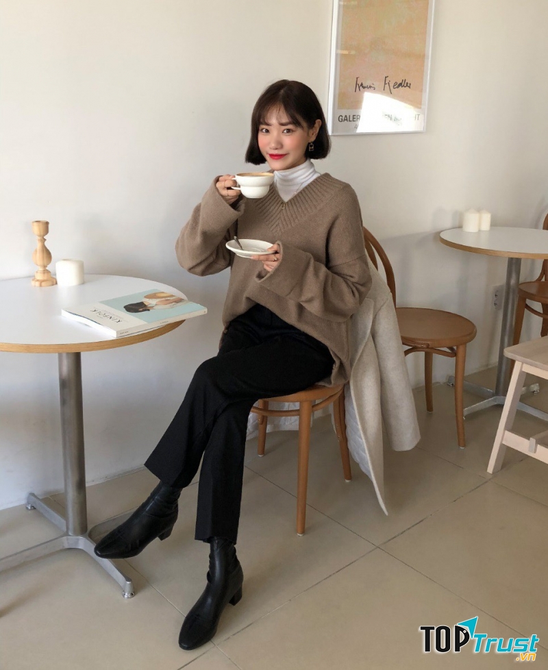 Áo sơ mi cùng áo len, nét đẹp vừa cổ điển vừa hiện đại