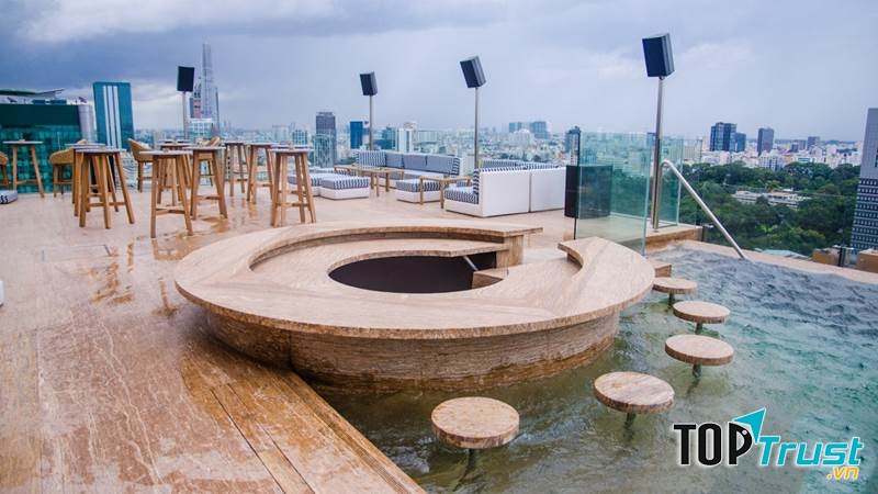 Social Club Rooftop Bar