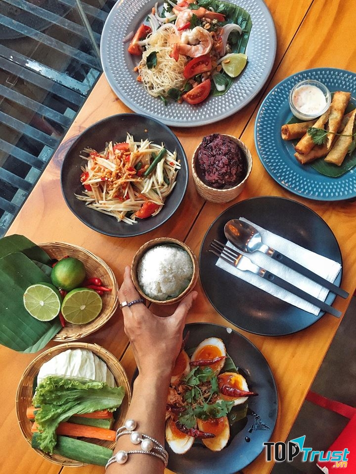 Somtum Der - Món Ăn Thái