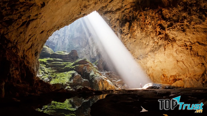 Cổng trời ở trong hang Sơn Đoòng