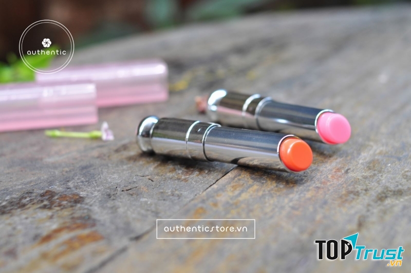 Son dưỡng môi Dior Addict Lip Glow Color Reviver Balm
