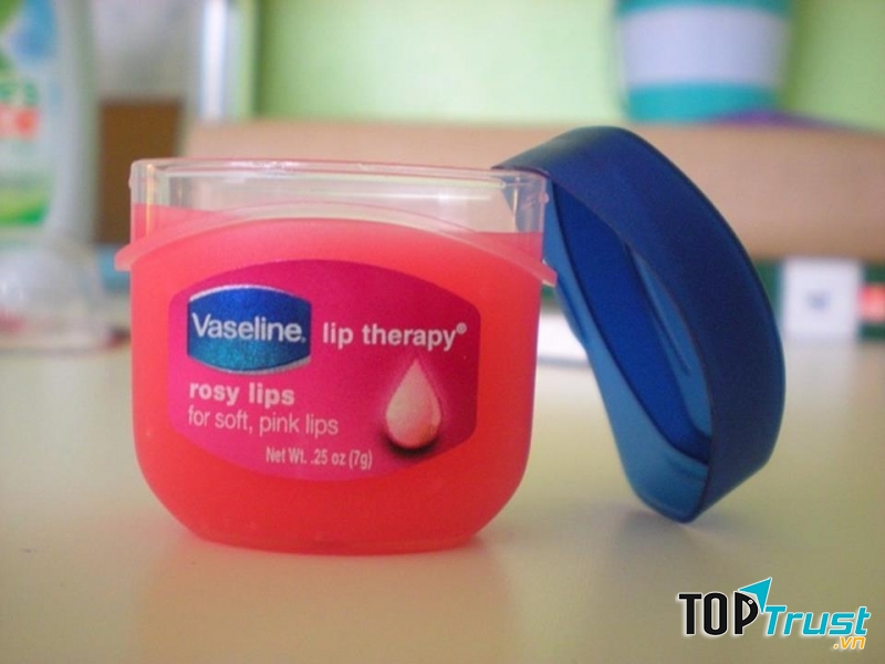 Son dưỡng môi Vaseline Lip Therapy Rosy Lips