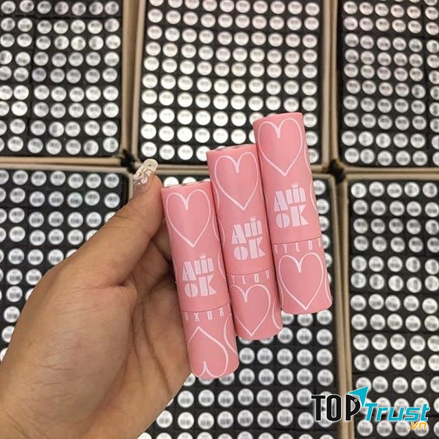 Son môi Amok Luxury Lovefit vỏ hồng đáng yêu