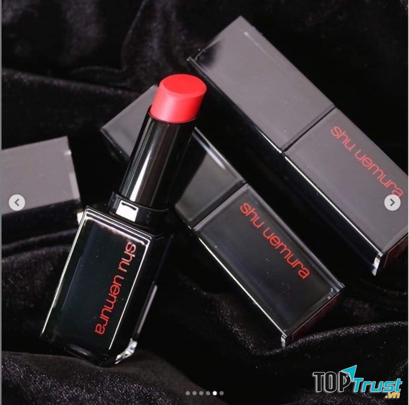 Son Shu Amplified RD 144 Màu Đỏ Tươi Ánh Cam Dòng Vỏ Đen