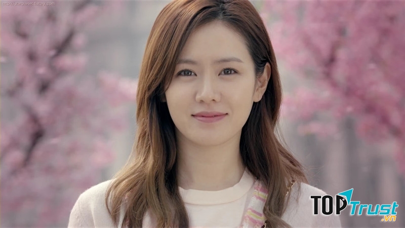 Son Ye Jin