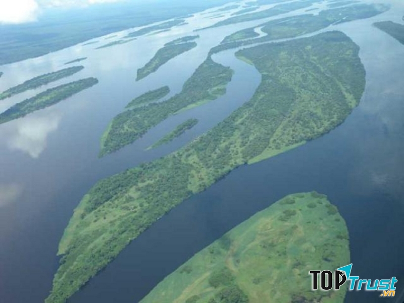 Sông Congo nhìn từ trên cao