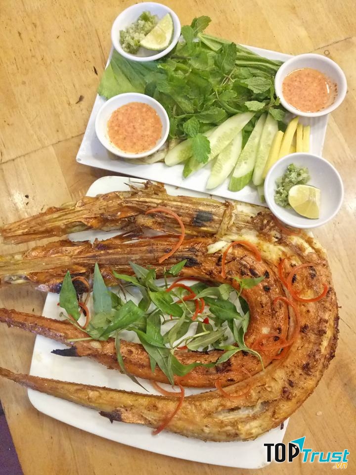 Món ngon hấp dẫn tại nhà hàng