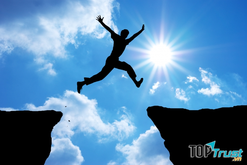 Làm việc và hoạt động liên tục